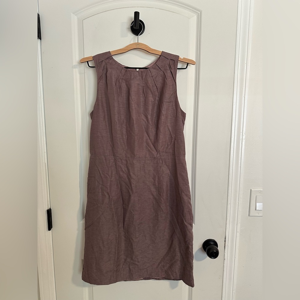 LOFT Purple lined Sheath knee length Dress Sleeveless Pleated Round Neck Sz 10